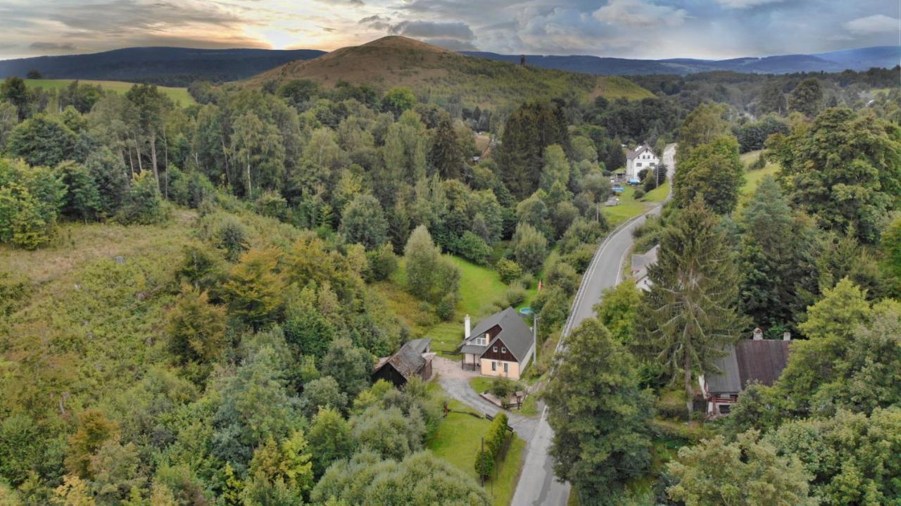 Ubytovani U Krakonose Villa Lampertice Exterior photo